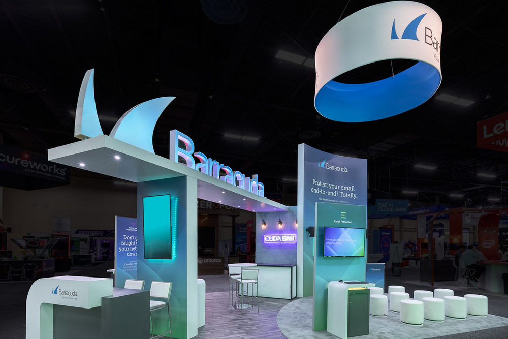 4 Types of Trade Show Lighting to Use in Your Booth | ProExhibits